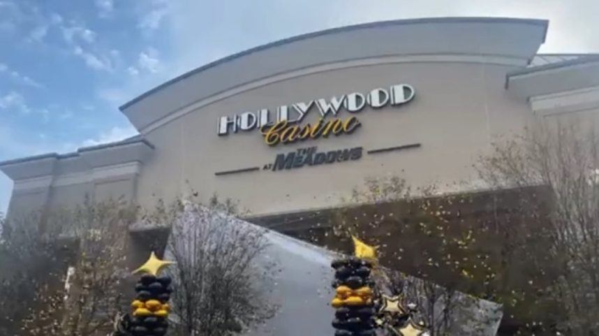 Hollywood Casino exterior building view