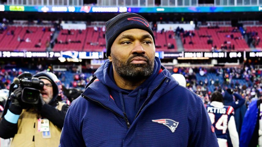 Patriots coach Jerod Mayo